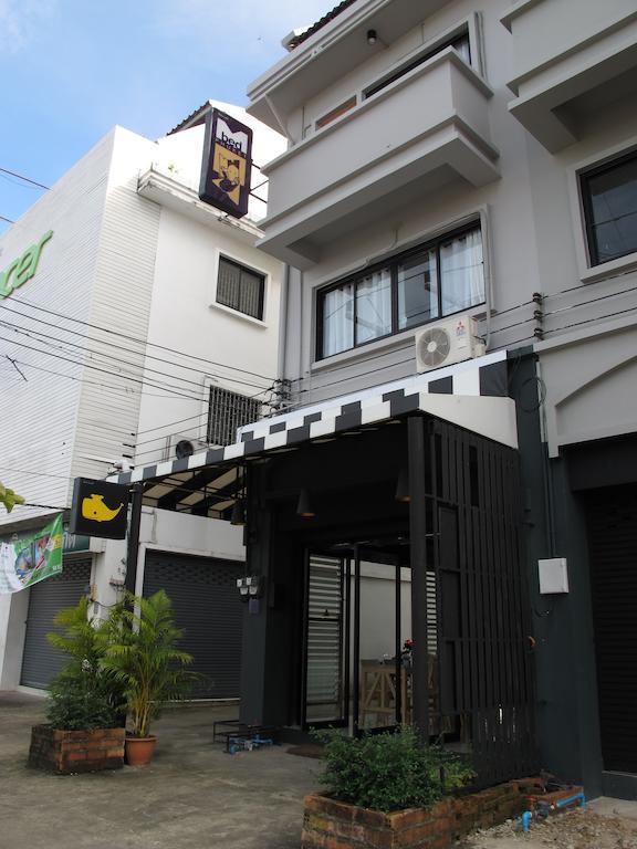 Mbed Phuket Hostel Exterior foto